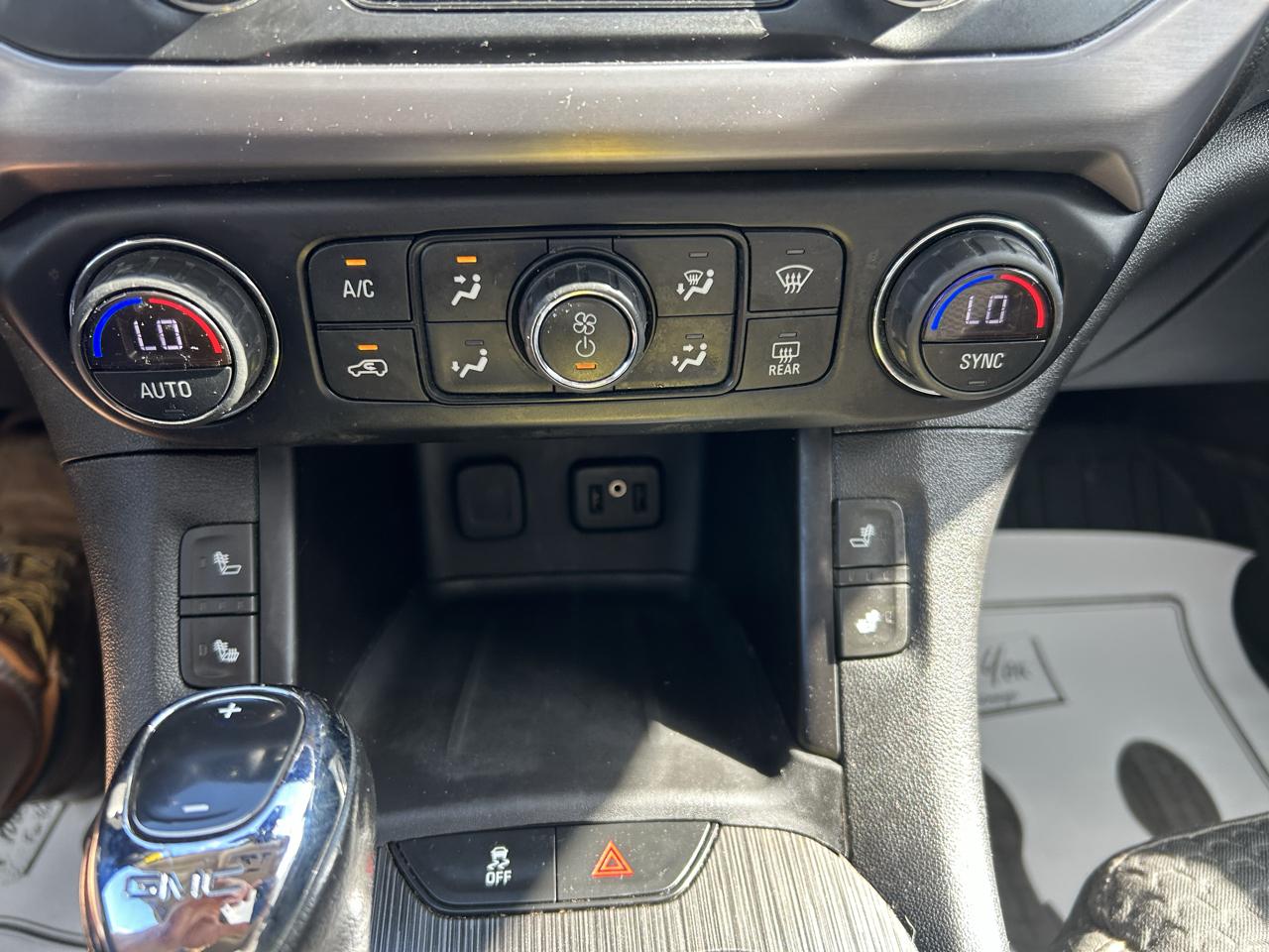 GMC Acadia AWD 4dr SLE w/SLE-2 2019