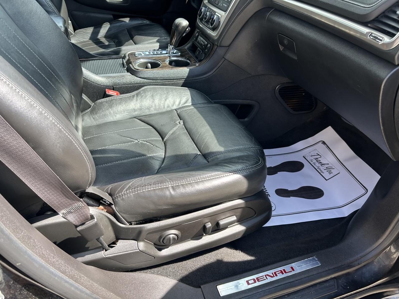 GMC Acadia AWD 4dr Denali 2015