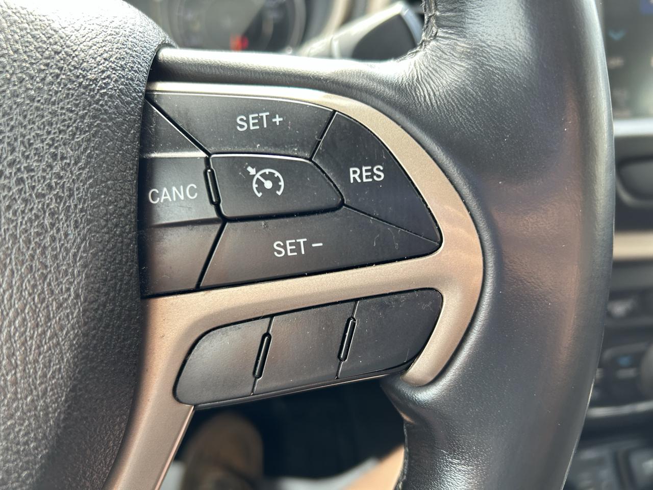 Jeep Cherokee 4WD 4dr North 2015