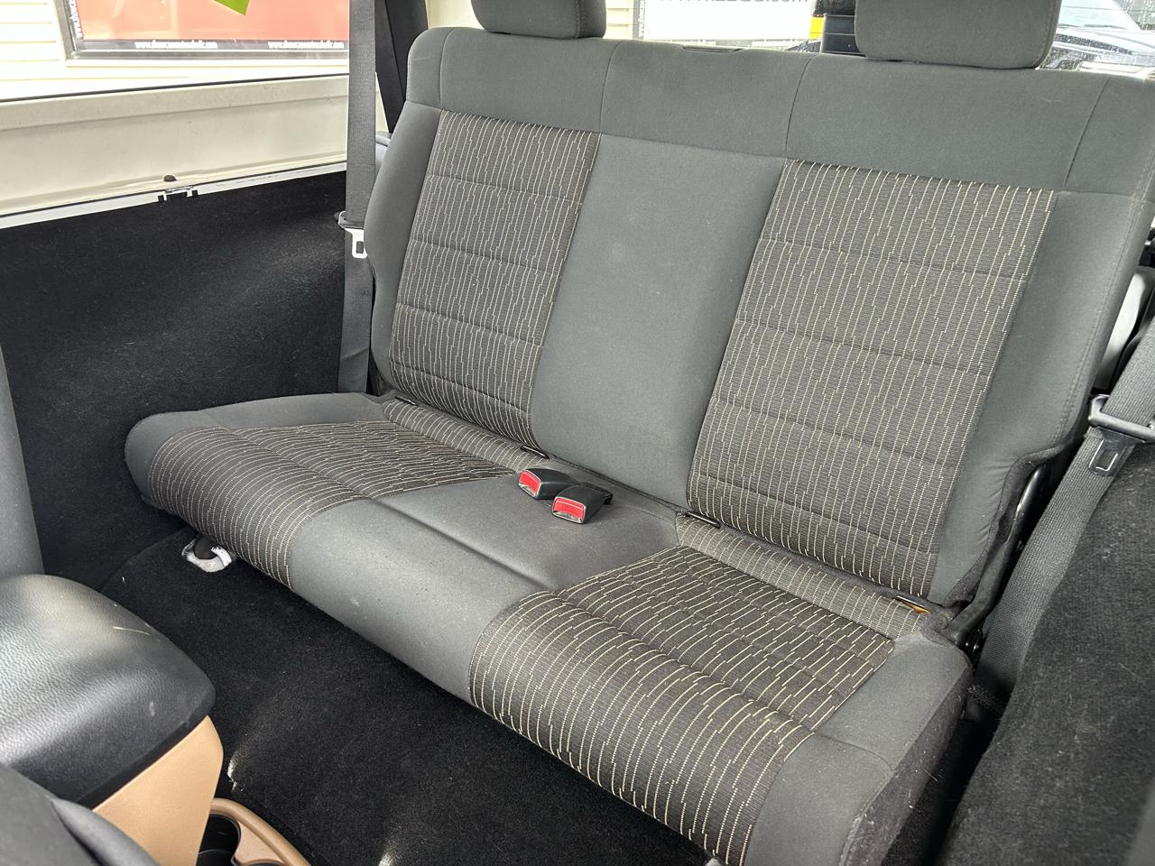 Jeep Wrangler 4WD 2dr Sahara 2012