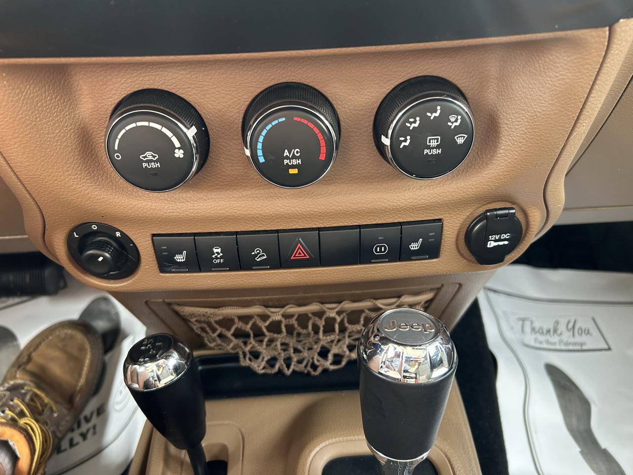 Jeep Wrangler 4WD 2dr Sahara 2012