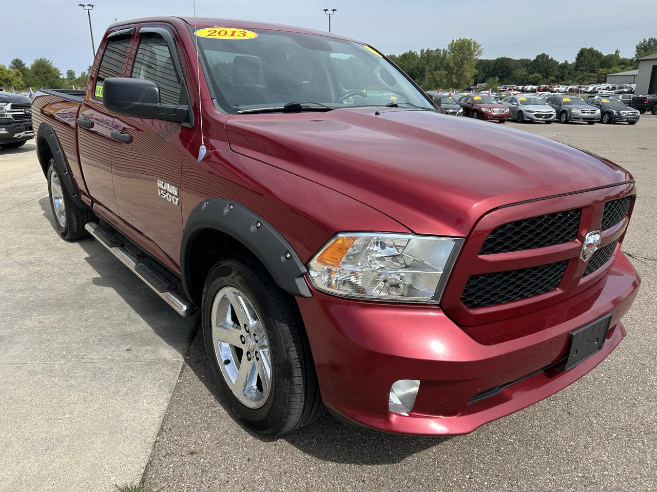 RAM 1500 4WD Quad Cab 140.5" Express 2013