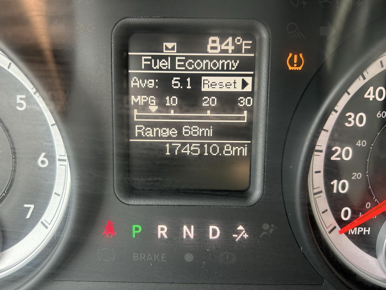 RAM 1500 4WD Quad Cab 140.5" Express 2013