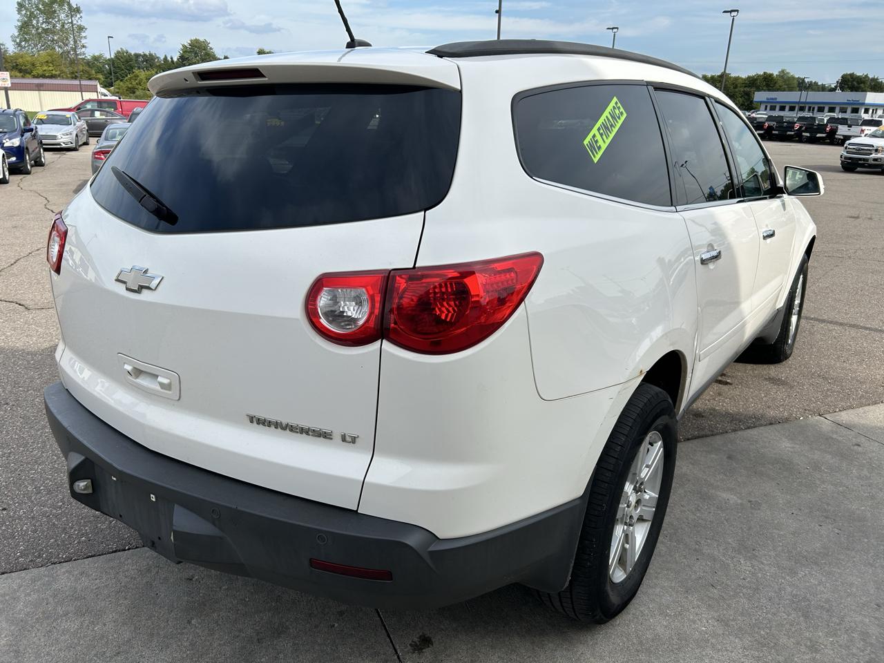 Chevrolet Traverse FWD 4dr LT w/2LT 2011