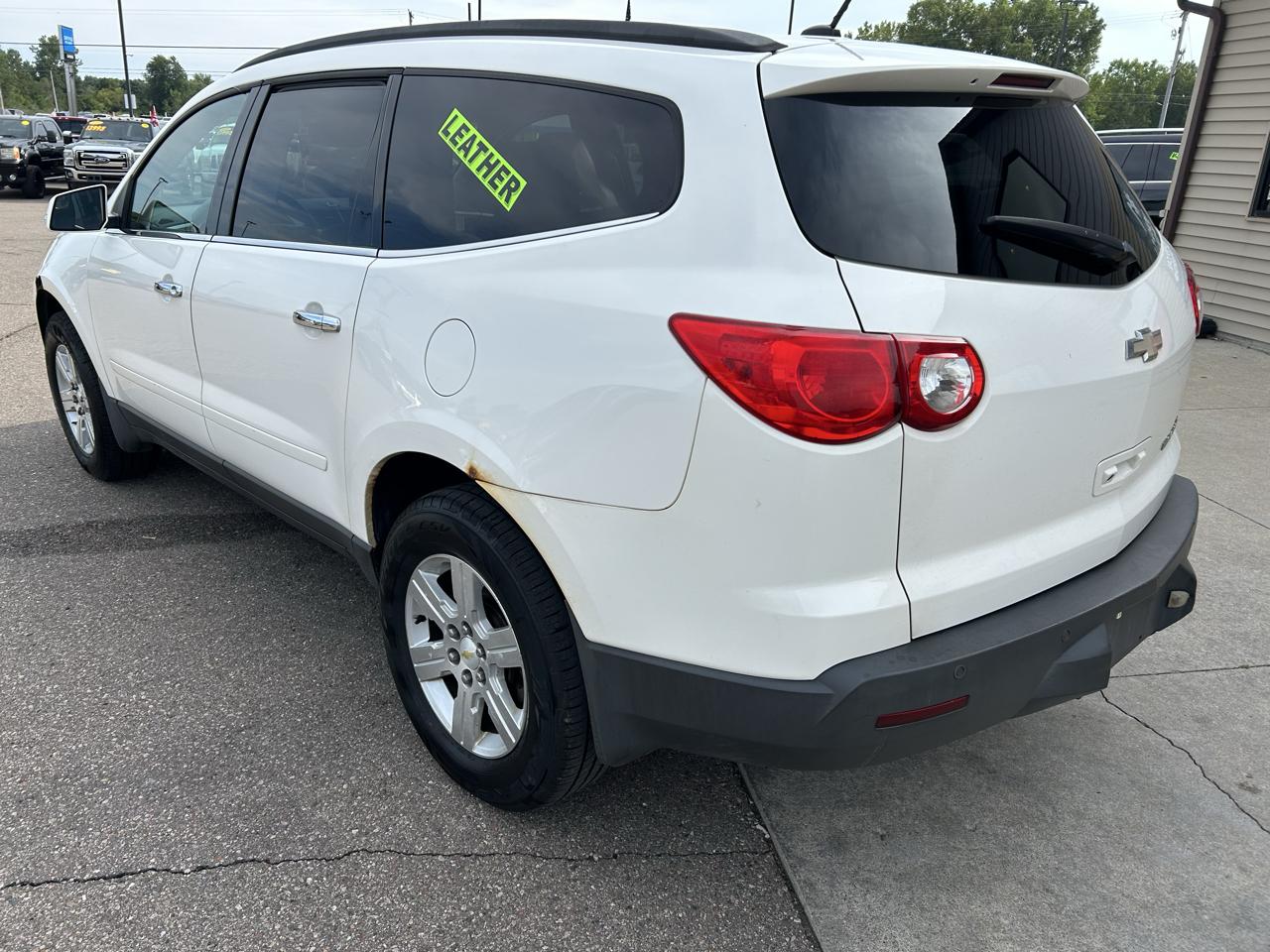 Chevrolet Traverse FWD 4dr LT w/2LT 2011