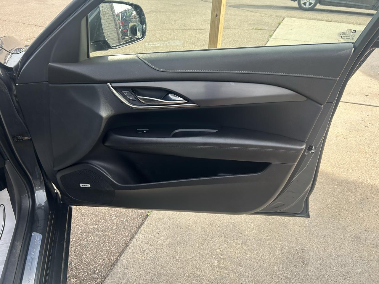 Cadillac ATS Sedan 4dr Sdn 2.0L Standard AWD 2015