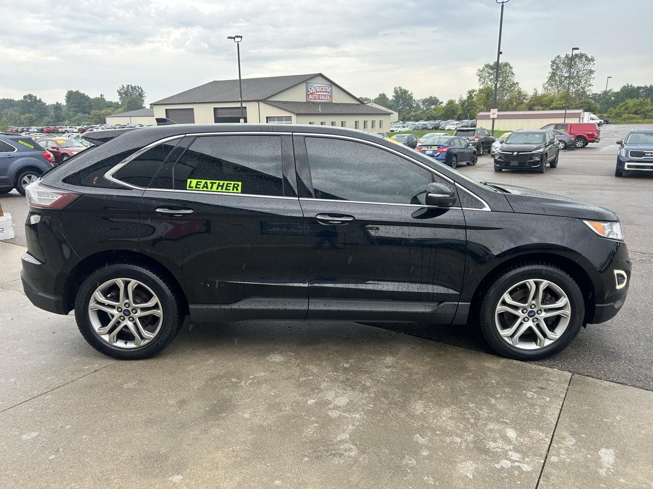 Ford Edge 4dr Titanium AWD 2016