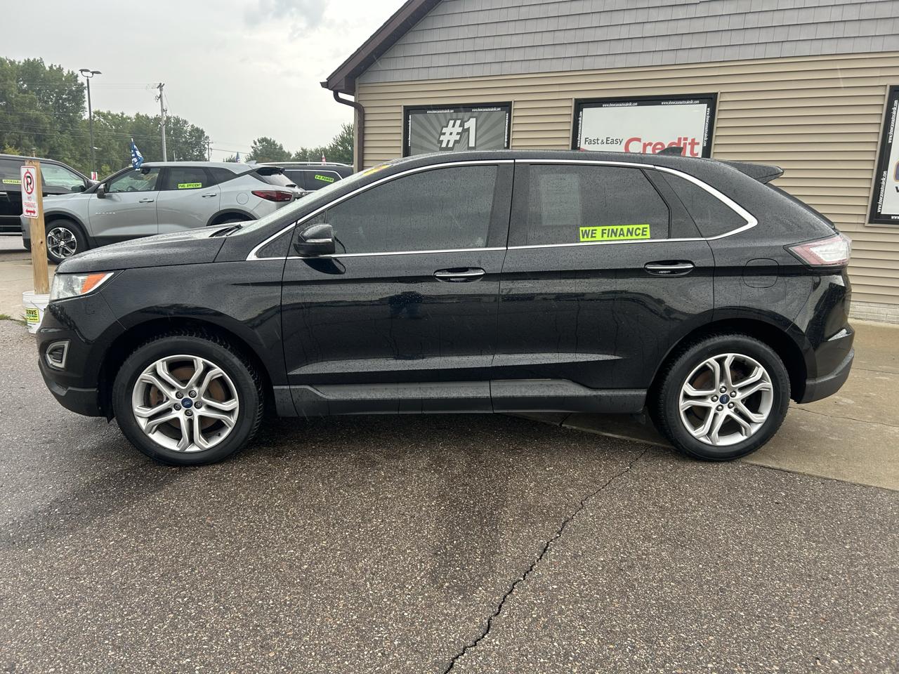 Ford Edge 4dr Titanium AWD 2016