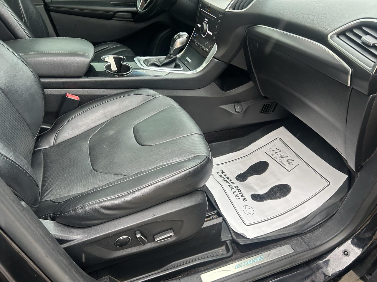 Ford Edge 4dr Titanium AWD 2016