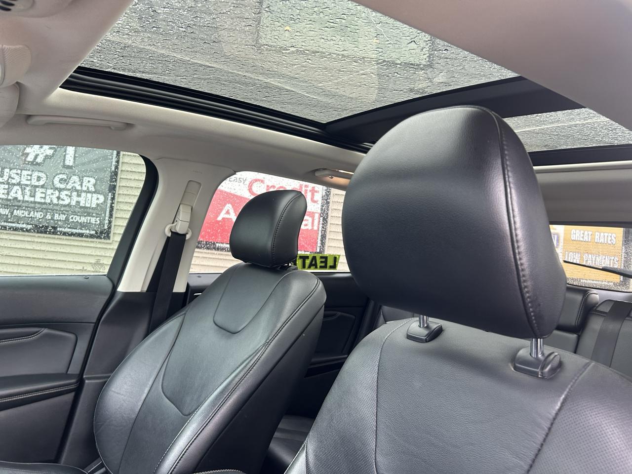 Ford Edge 4dr Titanium AWD 2016