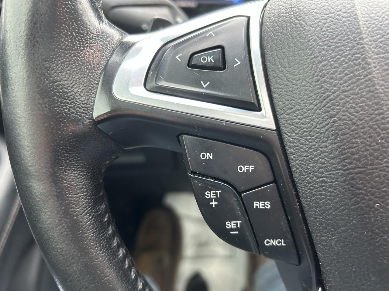 Ford Edge 4dr Titanium AWD 2016