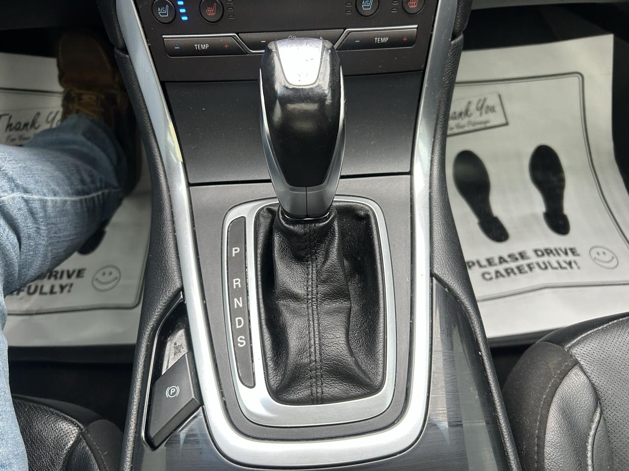 Ford Edge 4dr Titanium AWD 2016