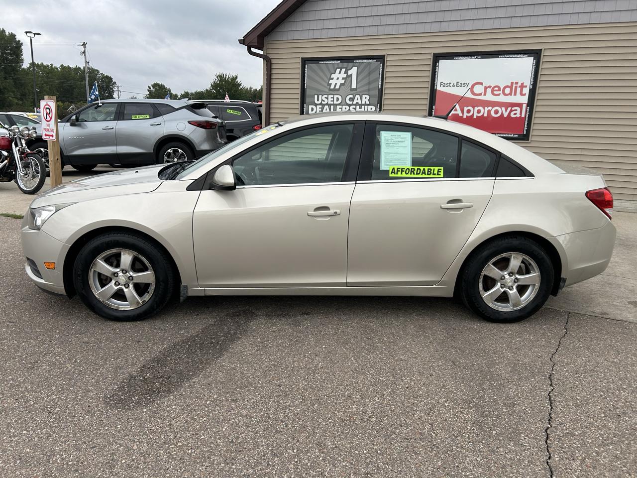 Chevrolet Cruze 4dr Sdn Auto 1LT 2014
