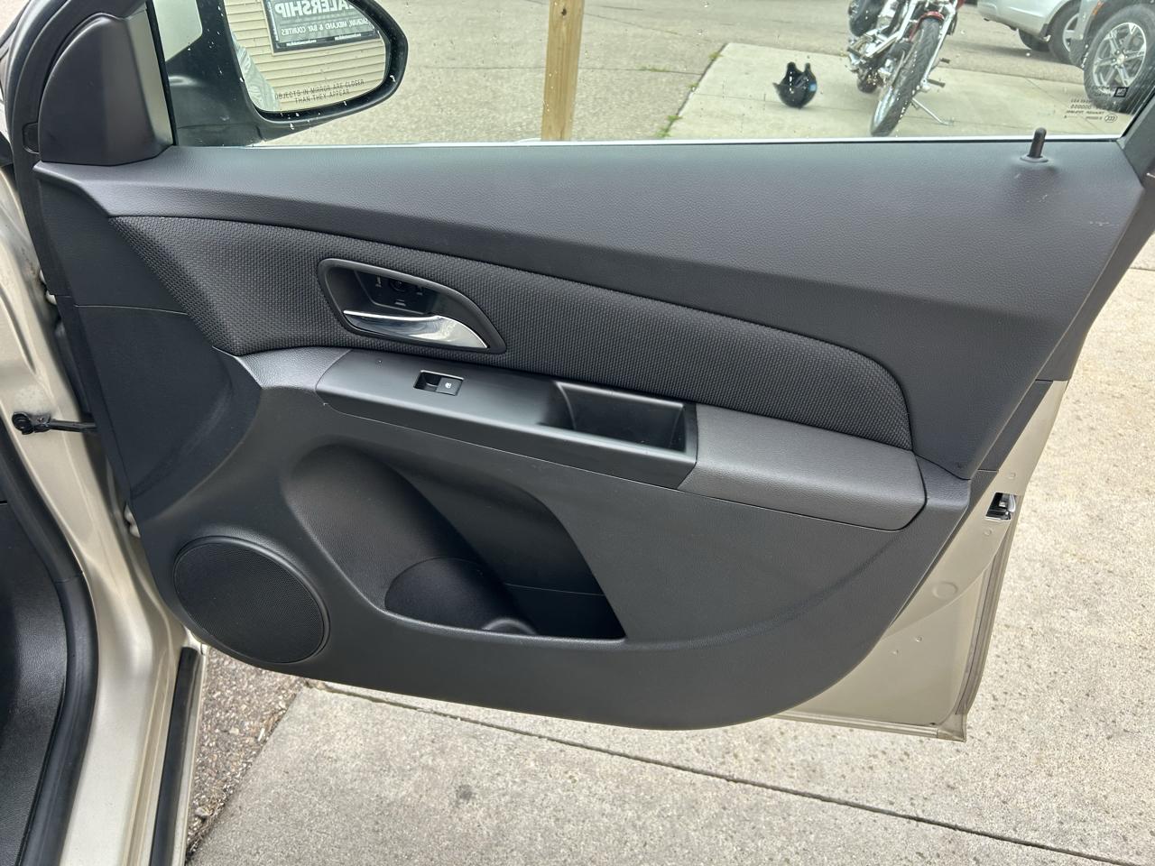 Chevrolet Cruze 4dr Sdn Auto 1LT 2014