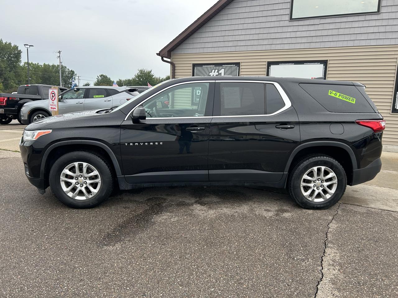 Chevrolet Traverse FWD 4dr LS w/1LS 2018