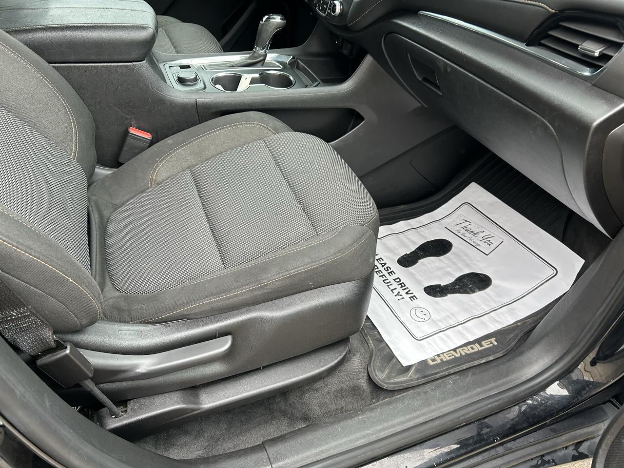 Chevrolet Traverse FWD 4dr LS w/1LS 2018