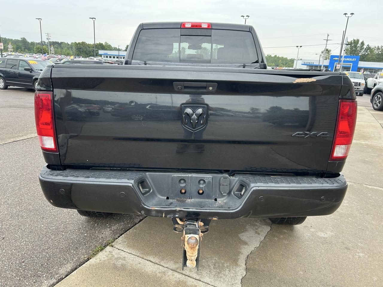 RAM 2500 Big Horn 4x4 Crew Cab 6'4" Box 2017