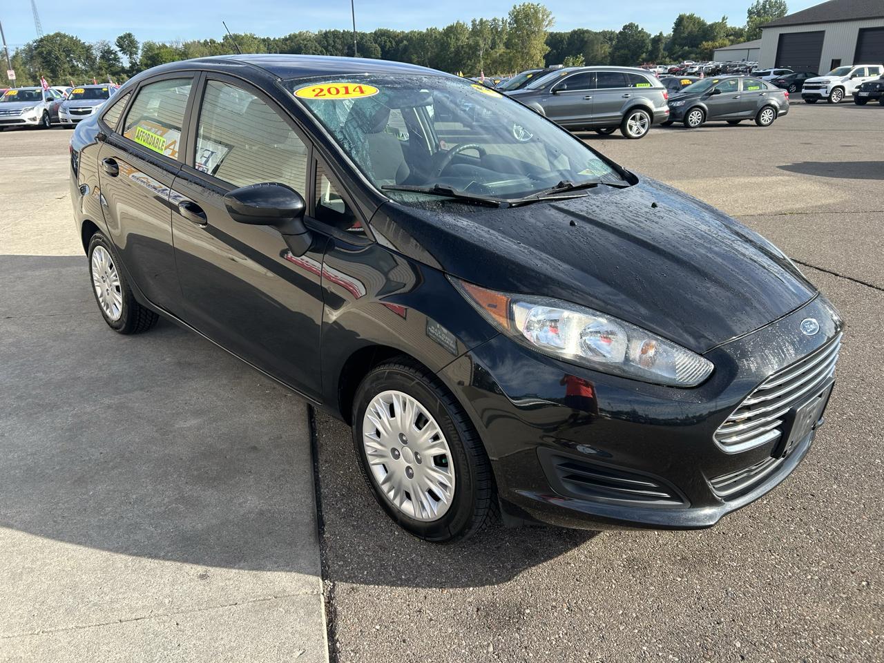 Ford Fiesta 4dr Sdn S 2014