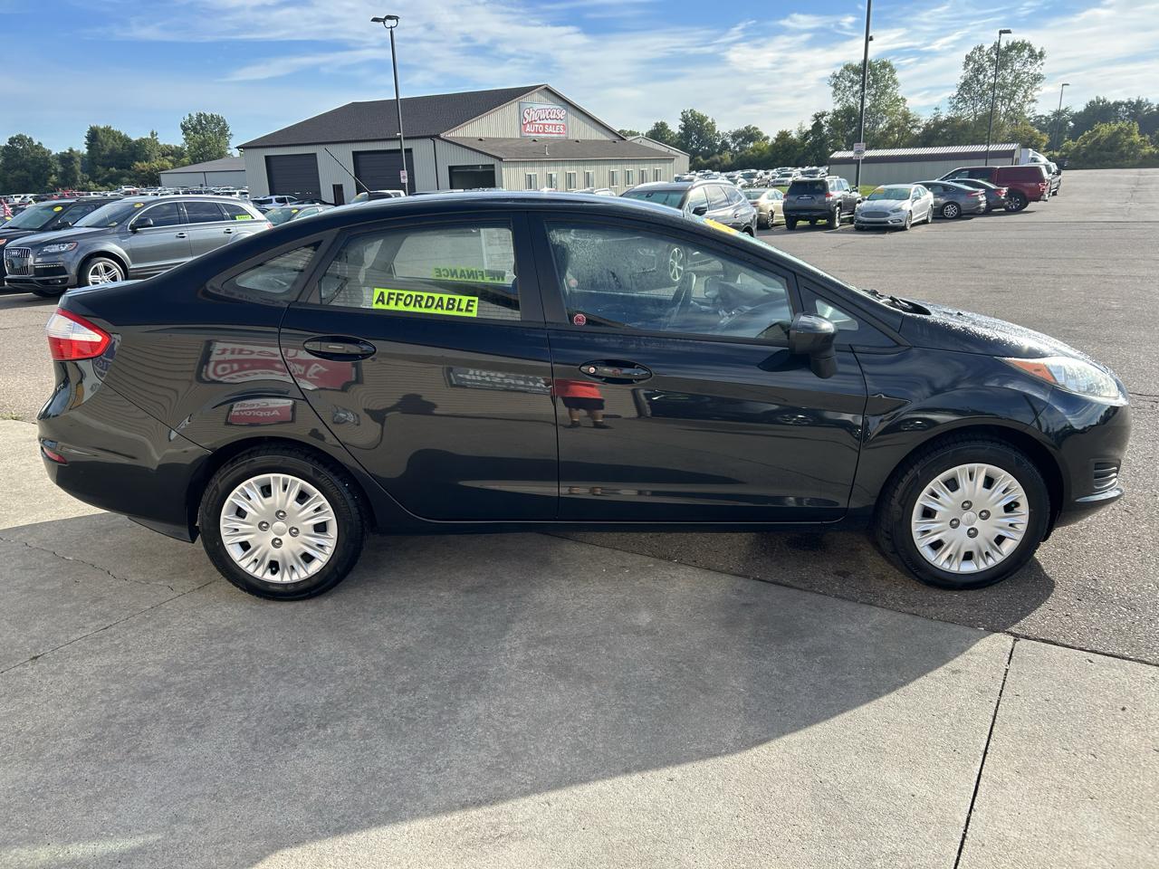 Ford Fiesta 4dr Sdn S 2014