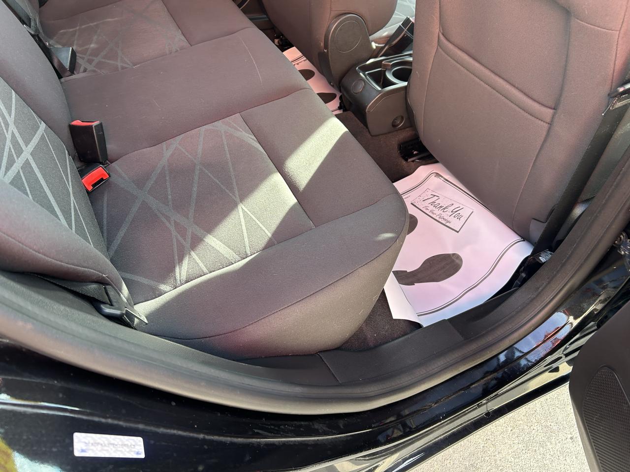 Ford Fiesta 4dr Sdn S 2014