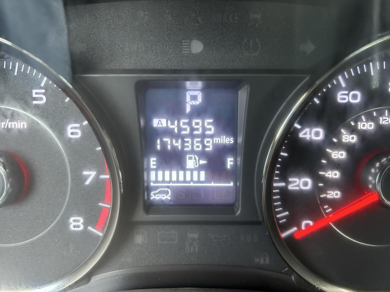 Subaru Forester 4dr CVT 2.5i Touring PZEV 2015