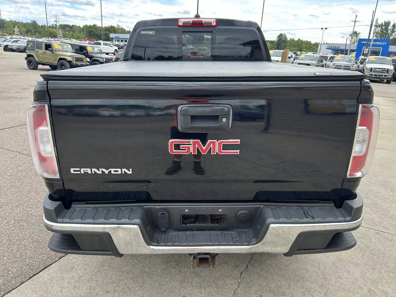 GMC Canyon 4WD Crew Cab 140.5" SLT 2017