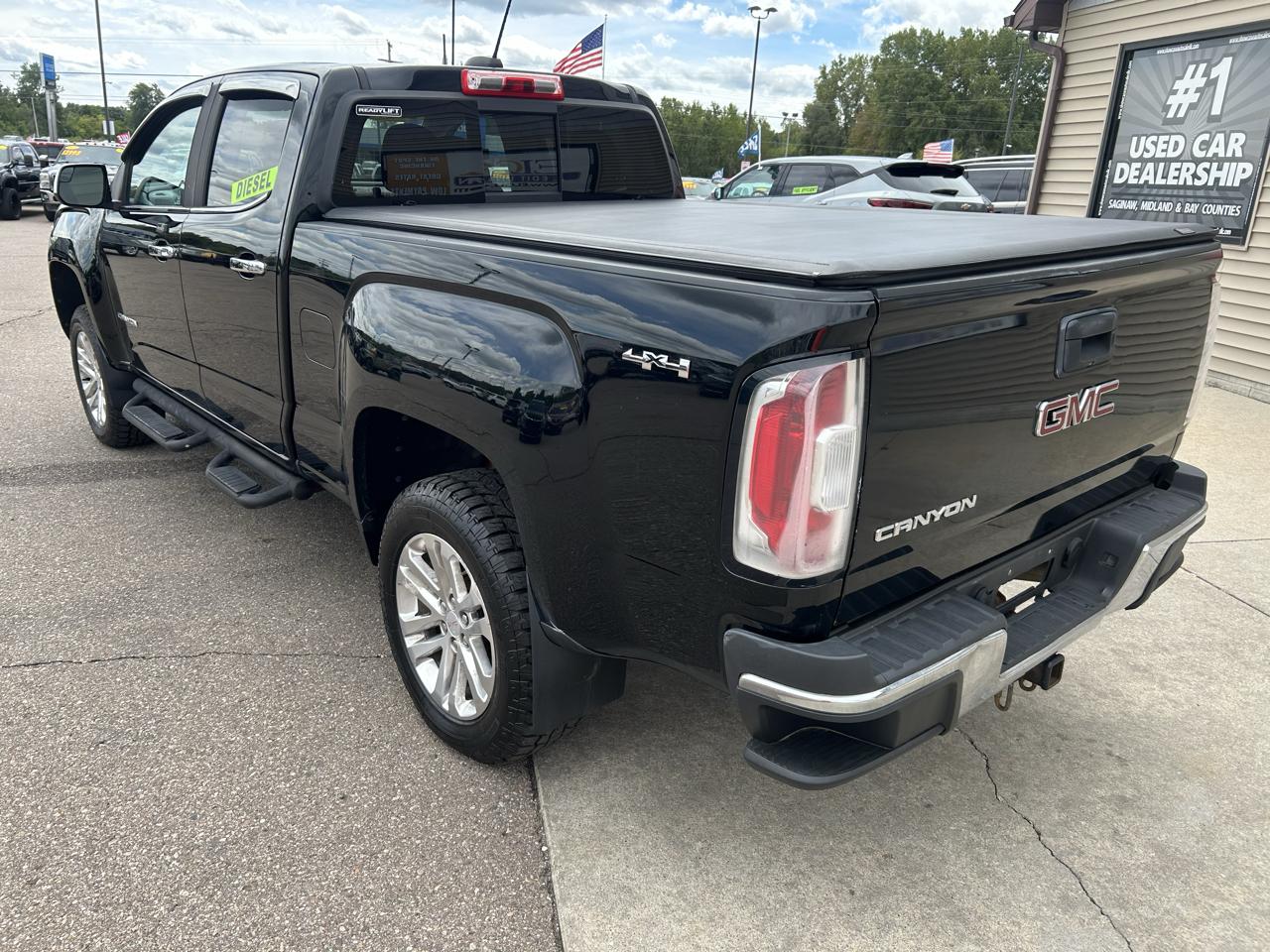 GMC Canyon 4WD Crew Cab 140.5" SLT 2017