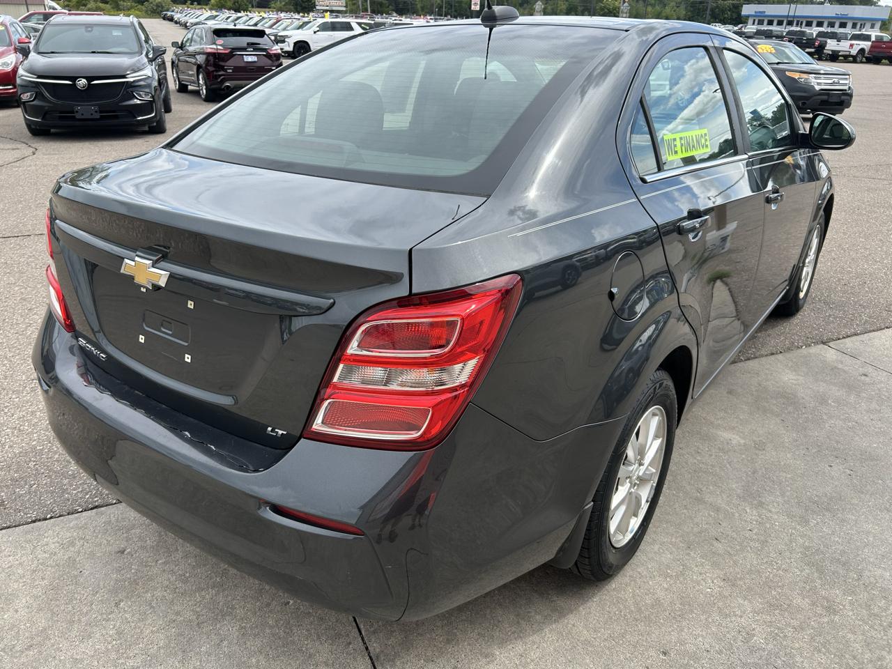 Chevrolet Sonic 4dr Sdn Auto LT 2017