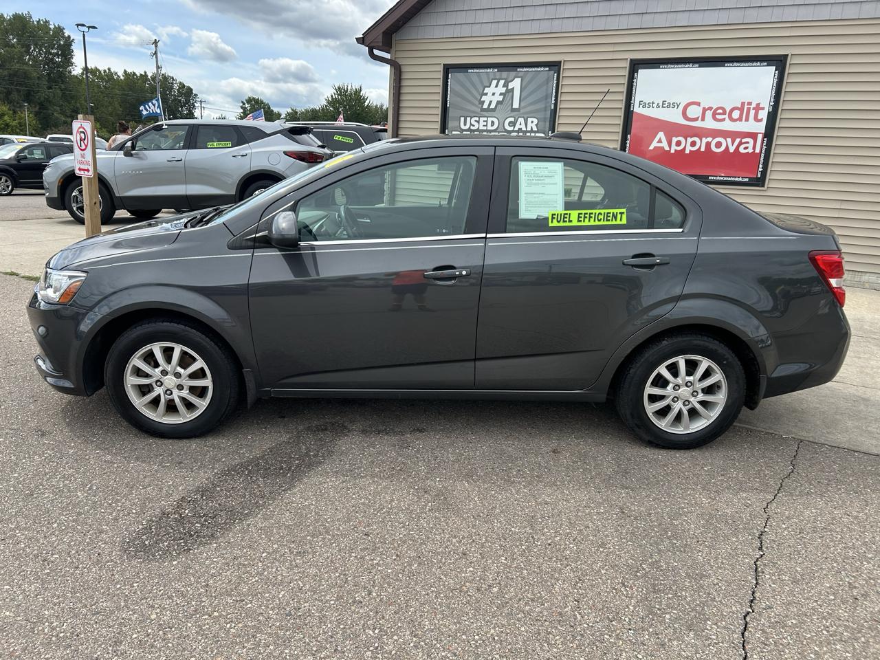 Chevrolet Sonic 4dr Sdn Auto LT 2017