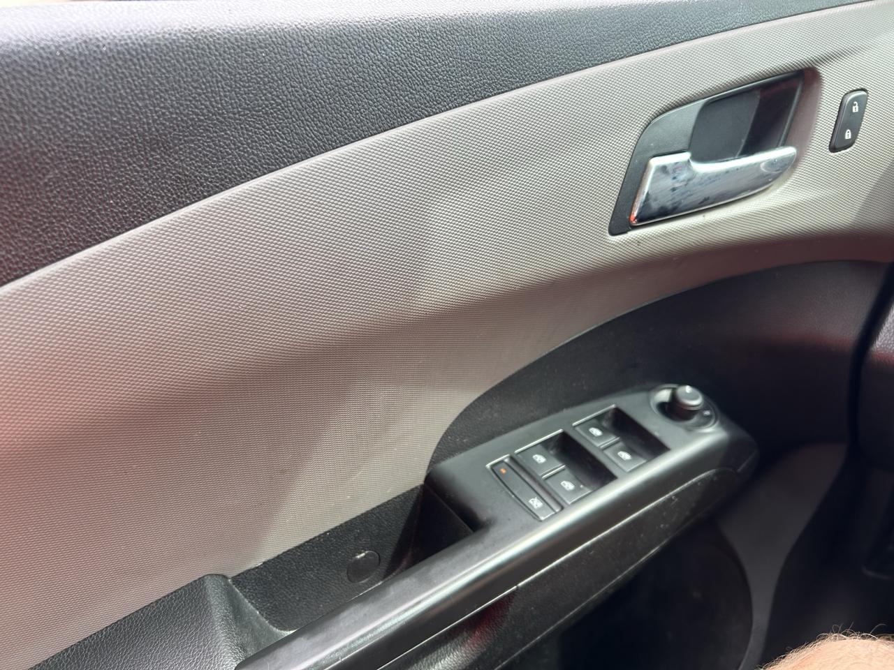 Chevrolet Sonic 4dr Sdn Auto LT 2017