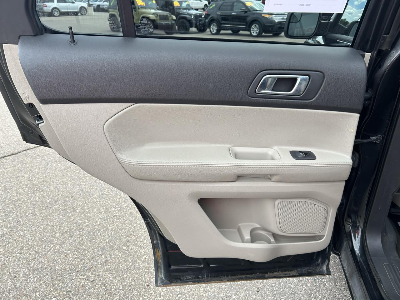 Ford Explorer 4WD 4dr Base 2013