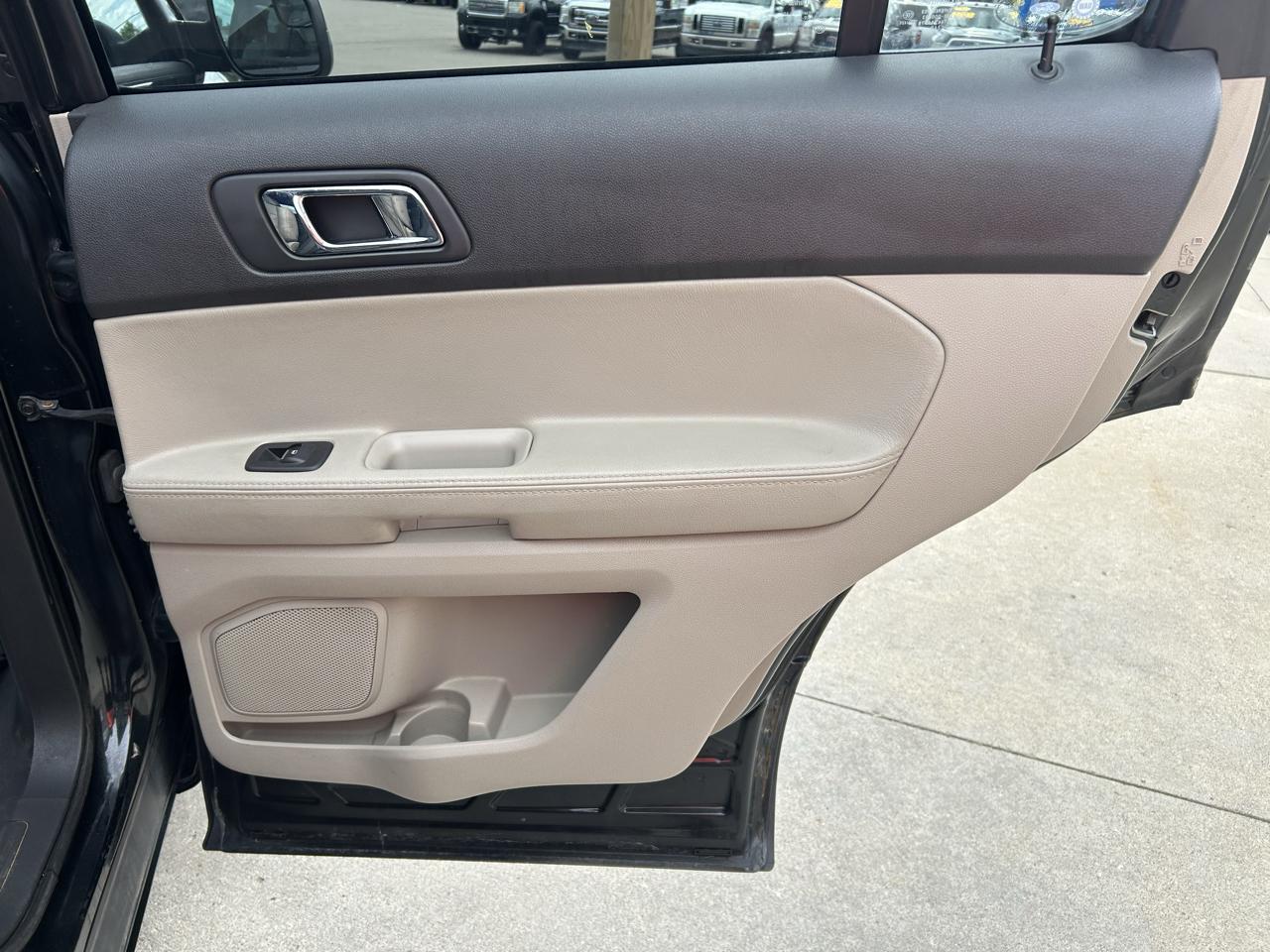 Ford Explorer 4WD 4dr Base 2013