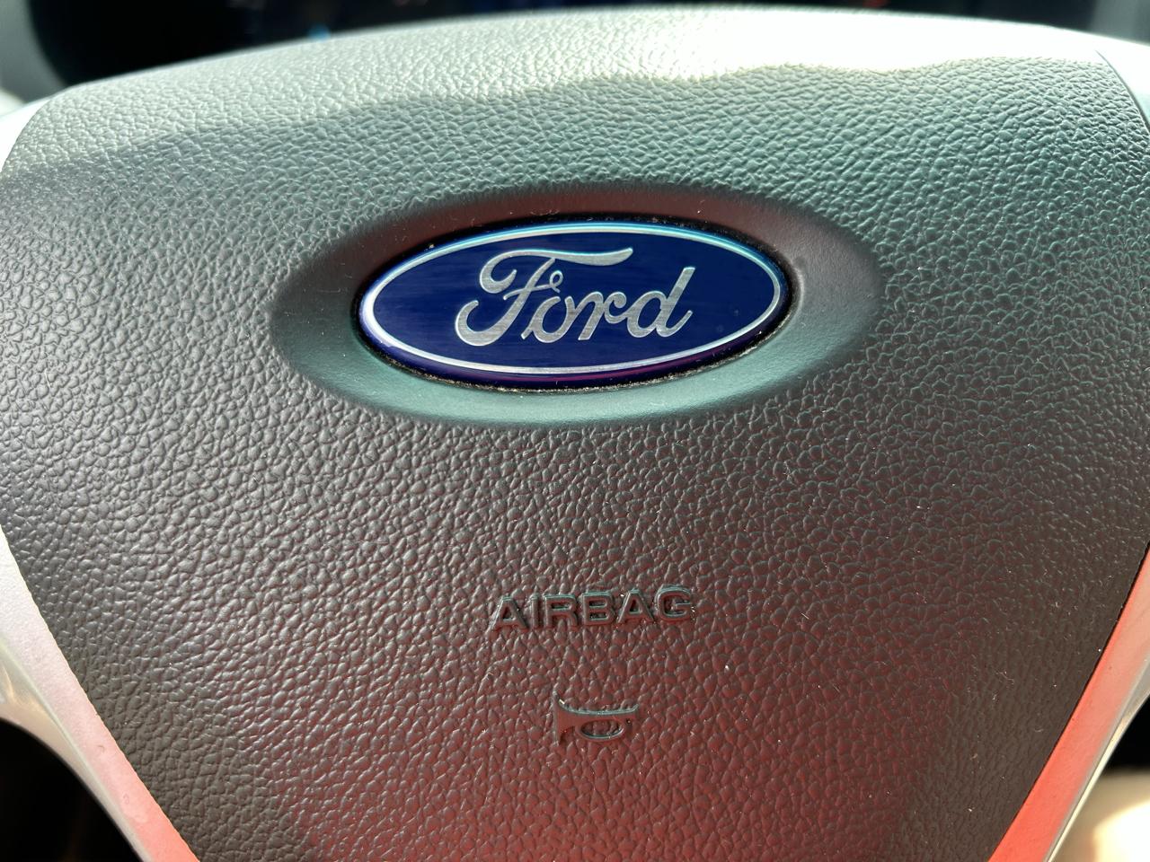 Ford Explorer 4WD 4dr Base 2013