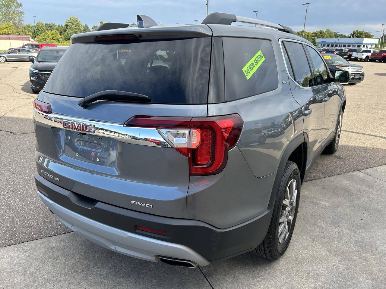GMC Acadia AWD 4dr SLT 2022