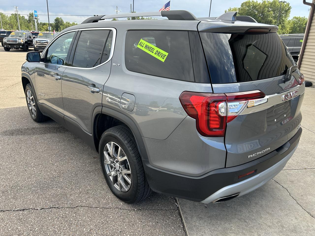 GMC Acadia AWD 4dr SLT 2022