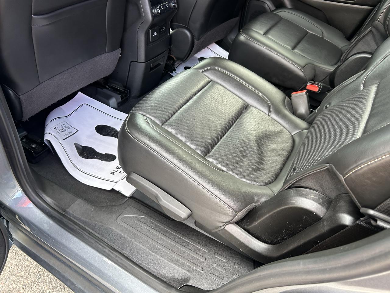 GMC Acadia AWD 4dr SLT 2022