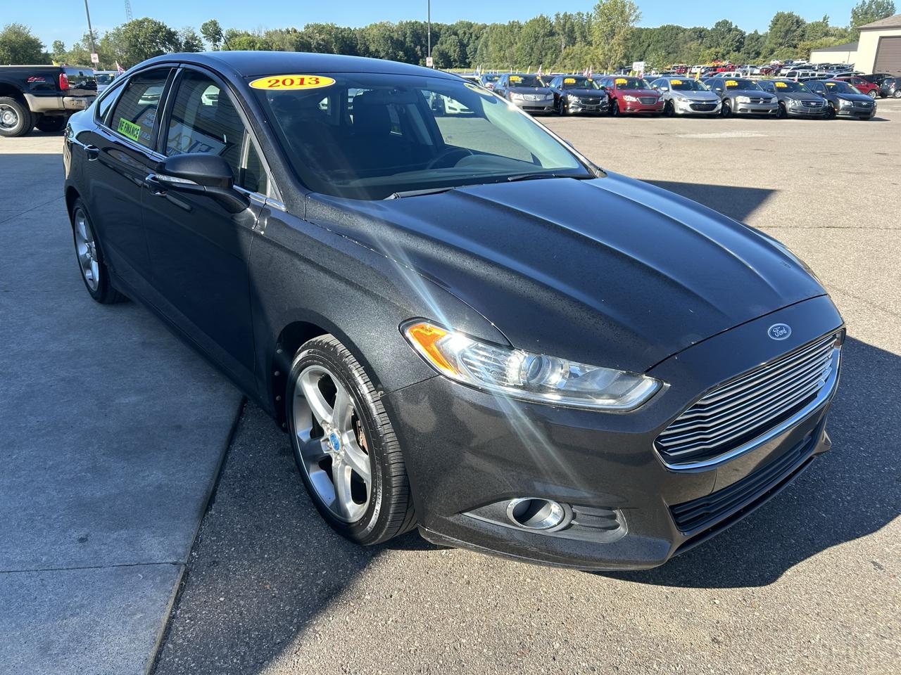 Ford Fusion 4dr Sdn SE FWD 2013