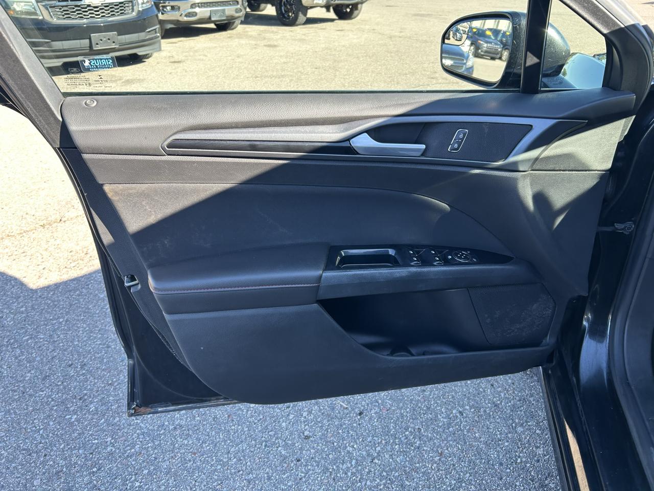 Ford Fusion 4dr Sdn SE FWD 2013