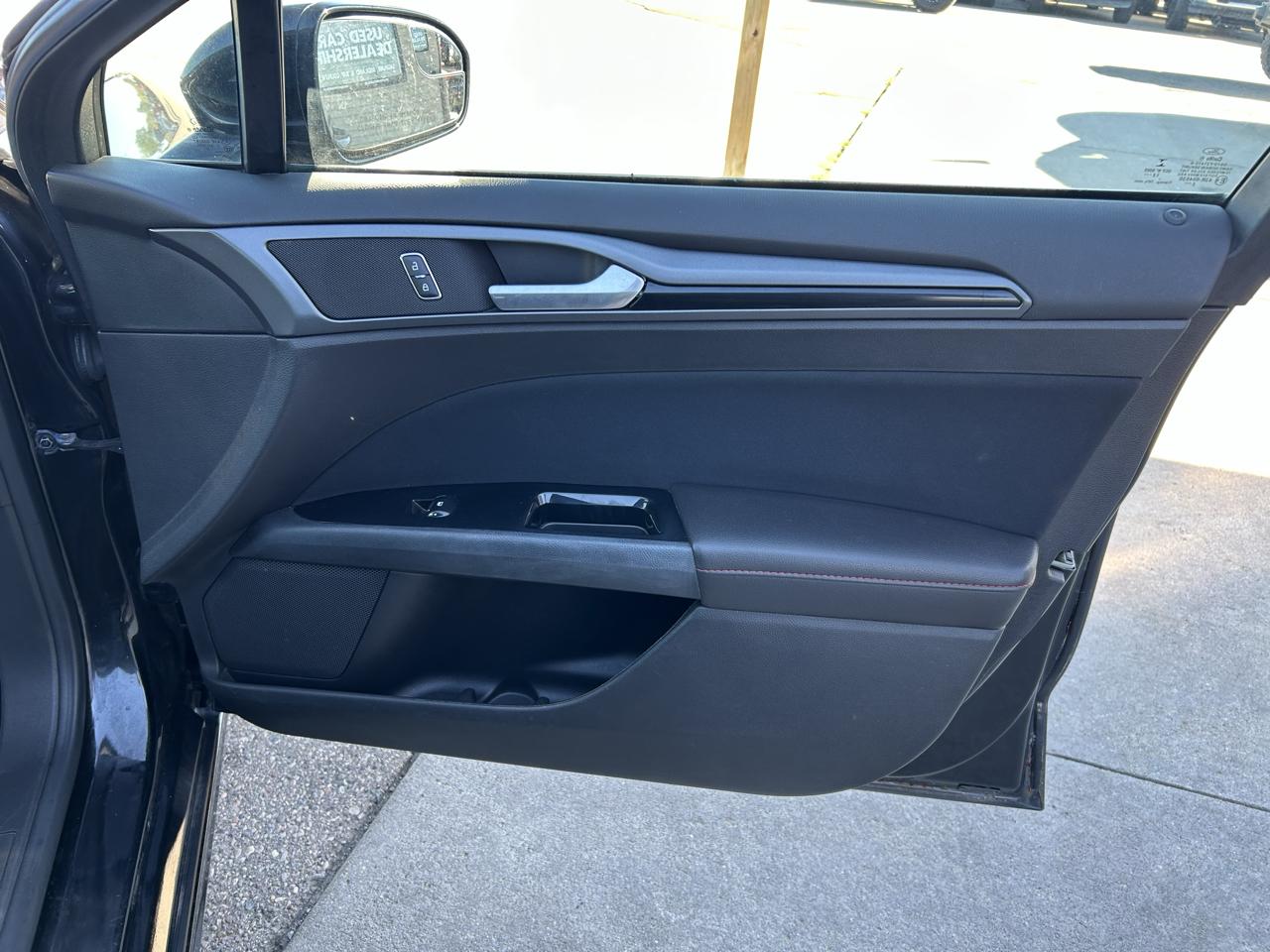 Ford Fusion 4dr Sdn SE FWD 2013