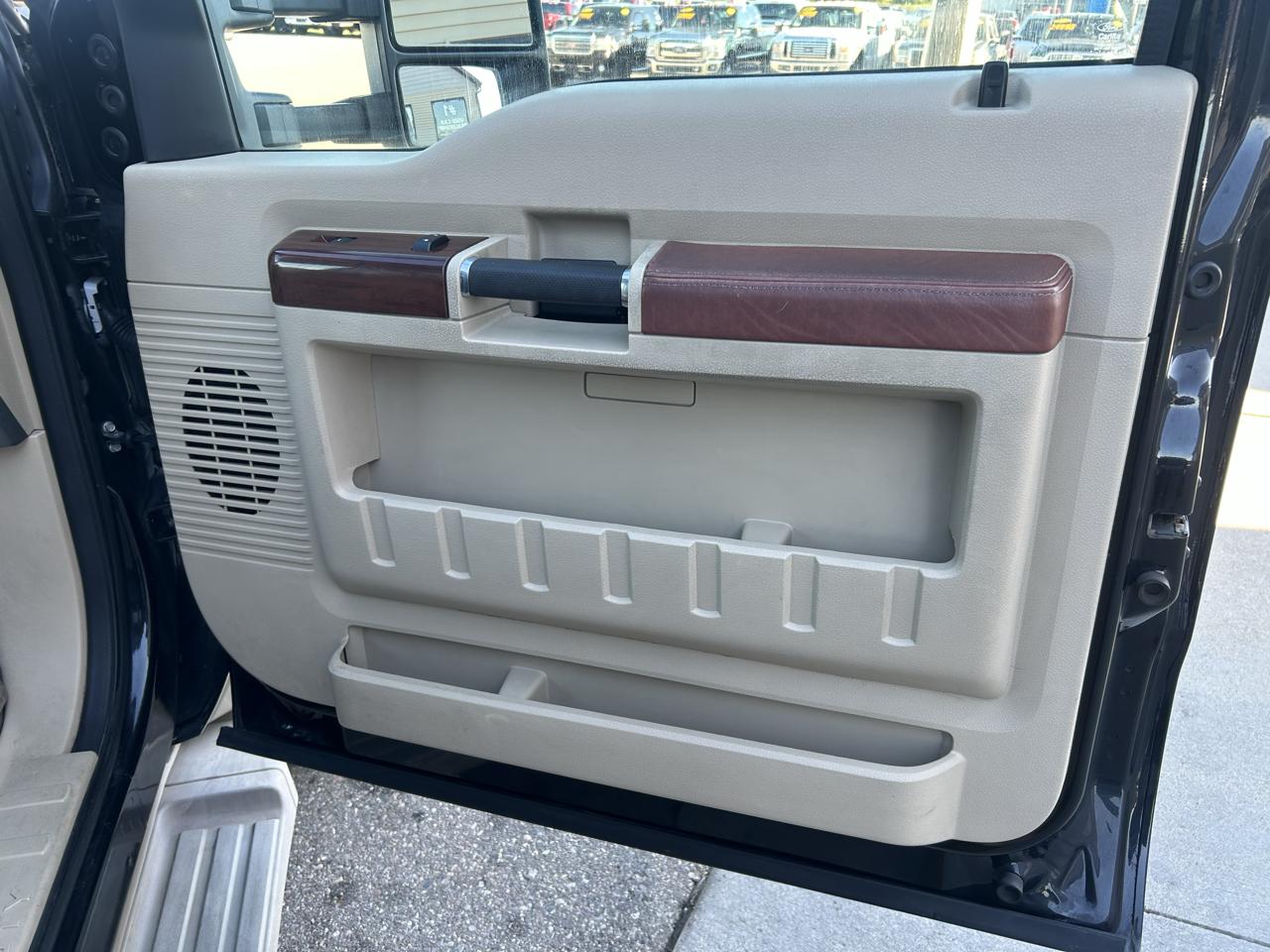 Ford Super Duty F-450 DRW 4WD Crew Cab 172" King Ranch 2008