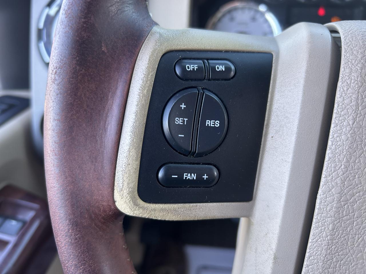 Ford Super Duty F-450 DRW 4WD Crew Cab 172" King Ranch 2008