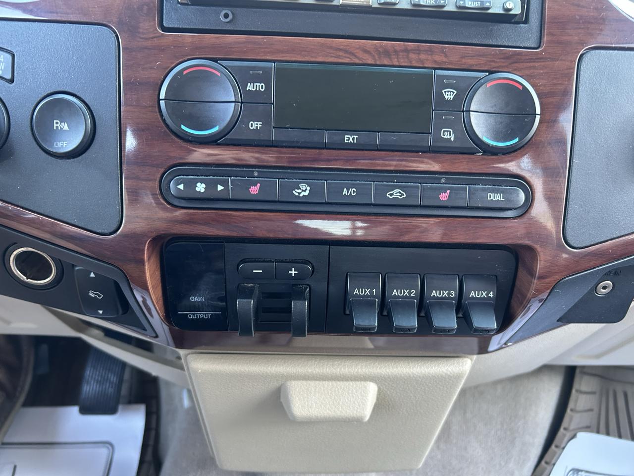 Ford Super Duty F-450 DRW 4WD Crew Cab 172" King Ranch 2008