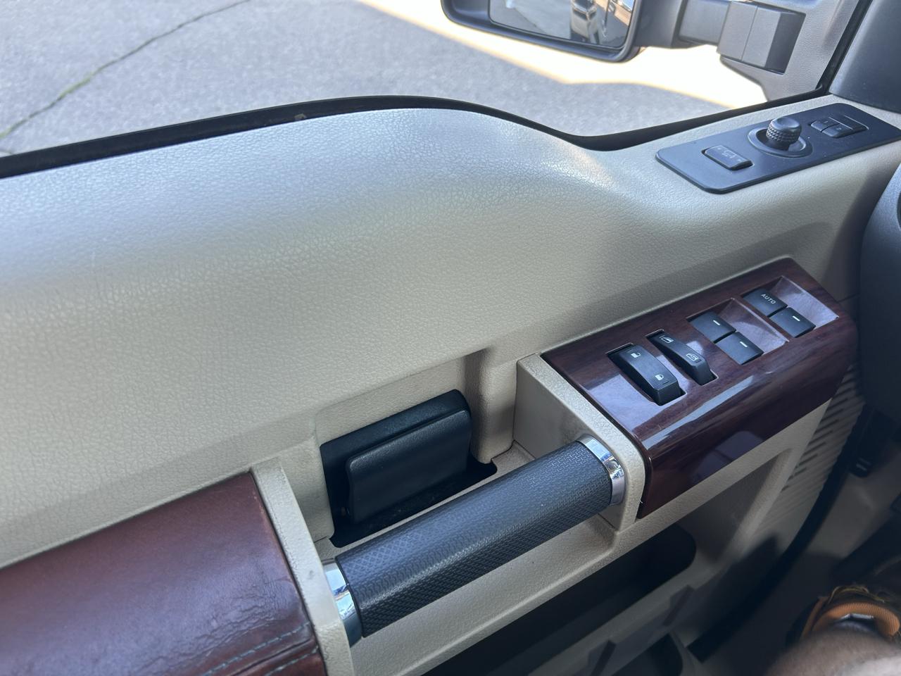 Ford Super Duty F-450 DRW 4WD Crew Cab 172" King Ranch 2008