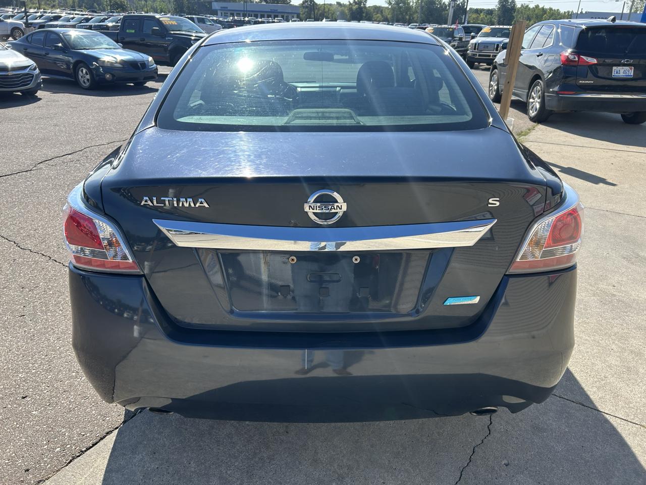 Nissan Altima 4dr Sdn I4 2.5 2014
