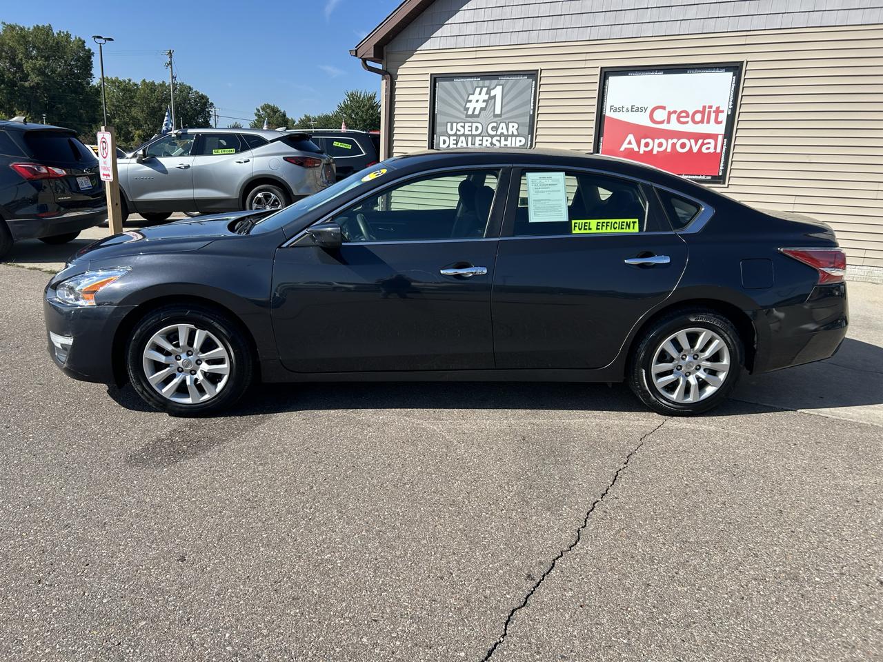 Nissan Altima 4dr Sdn I4 2.5 2014
