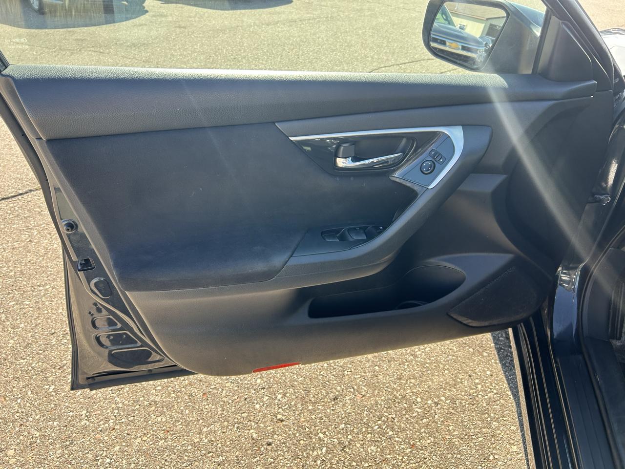 Nissan Altima 4dr Sdn I4 2.5 2014