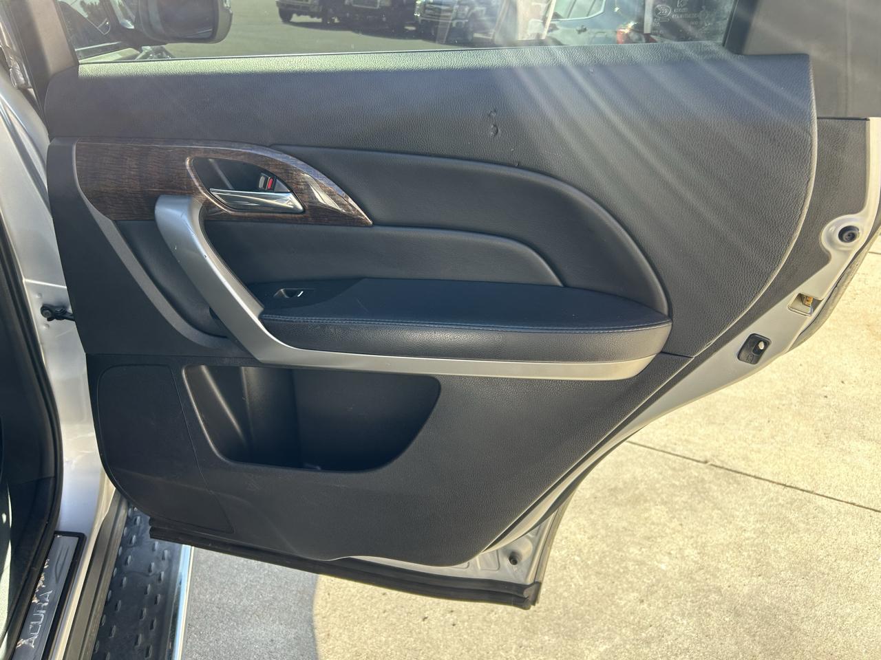 Acura MDX AWD 4dr Tech Pkg 2011