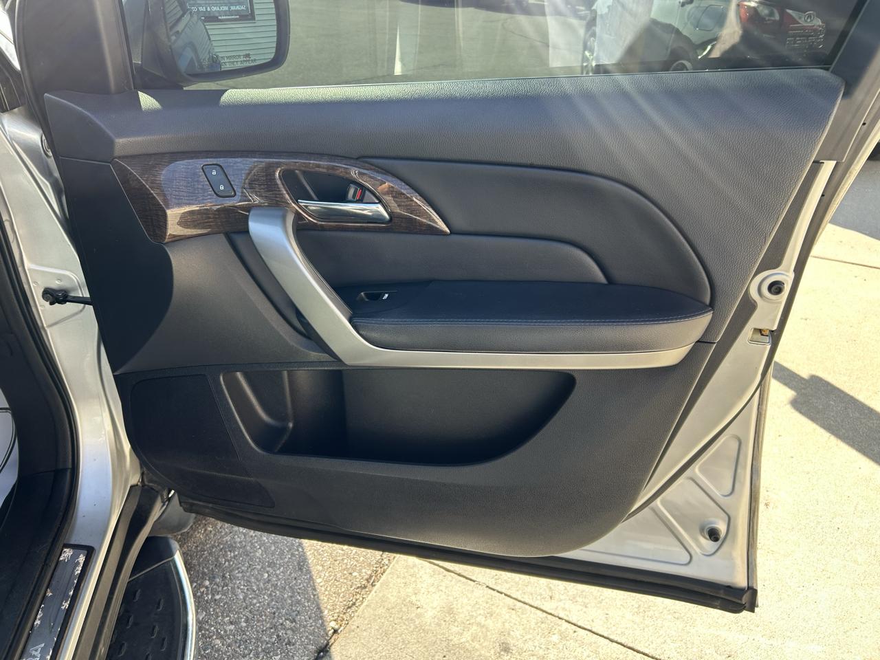Acura MDX AWD 4dr Tech Pkg 2011