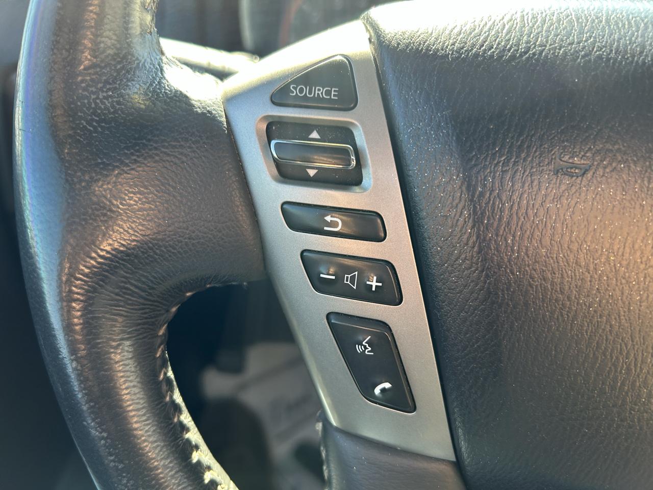 Nissan Armada 4WD 4dr Platinum 2015