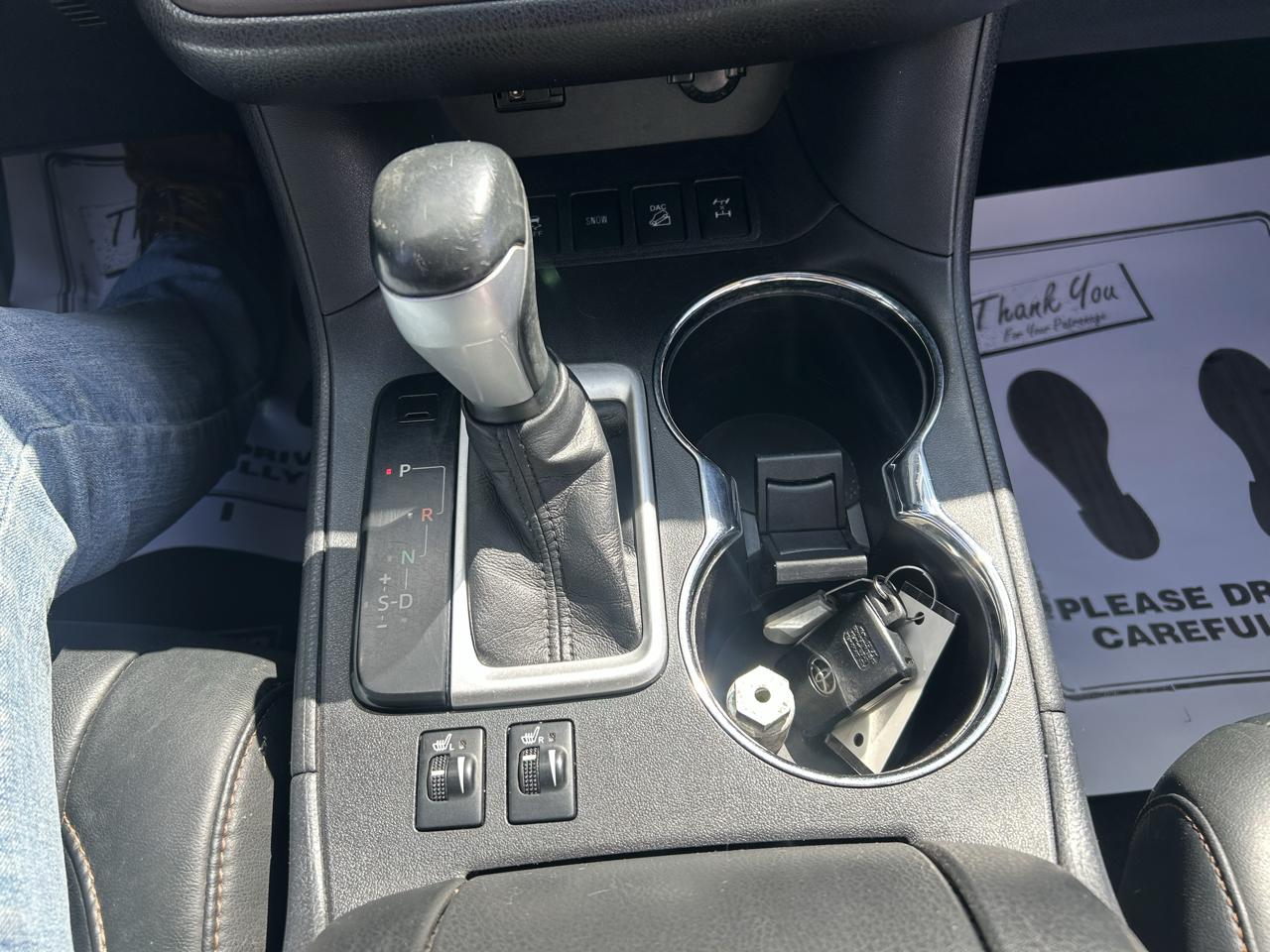 Toyota Highlander AWD 4dr V6 XLE (Natl) 2015